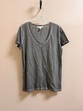 Forever 21 Women's Gray V-Neck Short Sleeve Tee